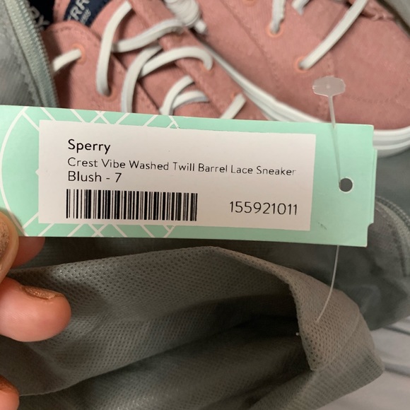 Shoes - Picture 5 of 5